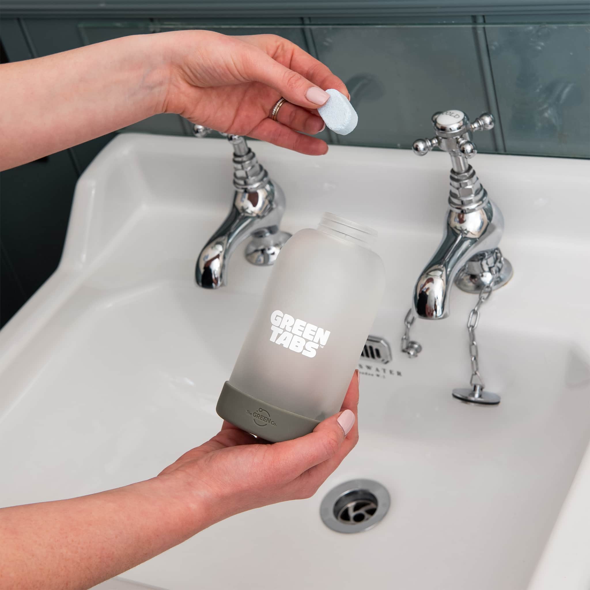 Foaming Hand Soap GreenTabs™ Starter Kit – Refillable Glass Bottle - Image 8