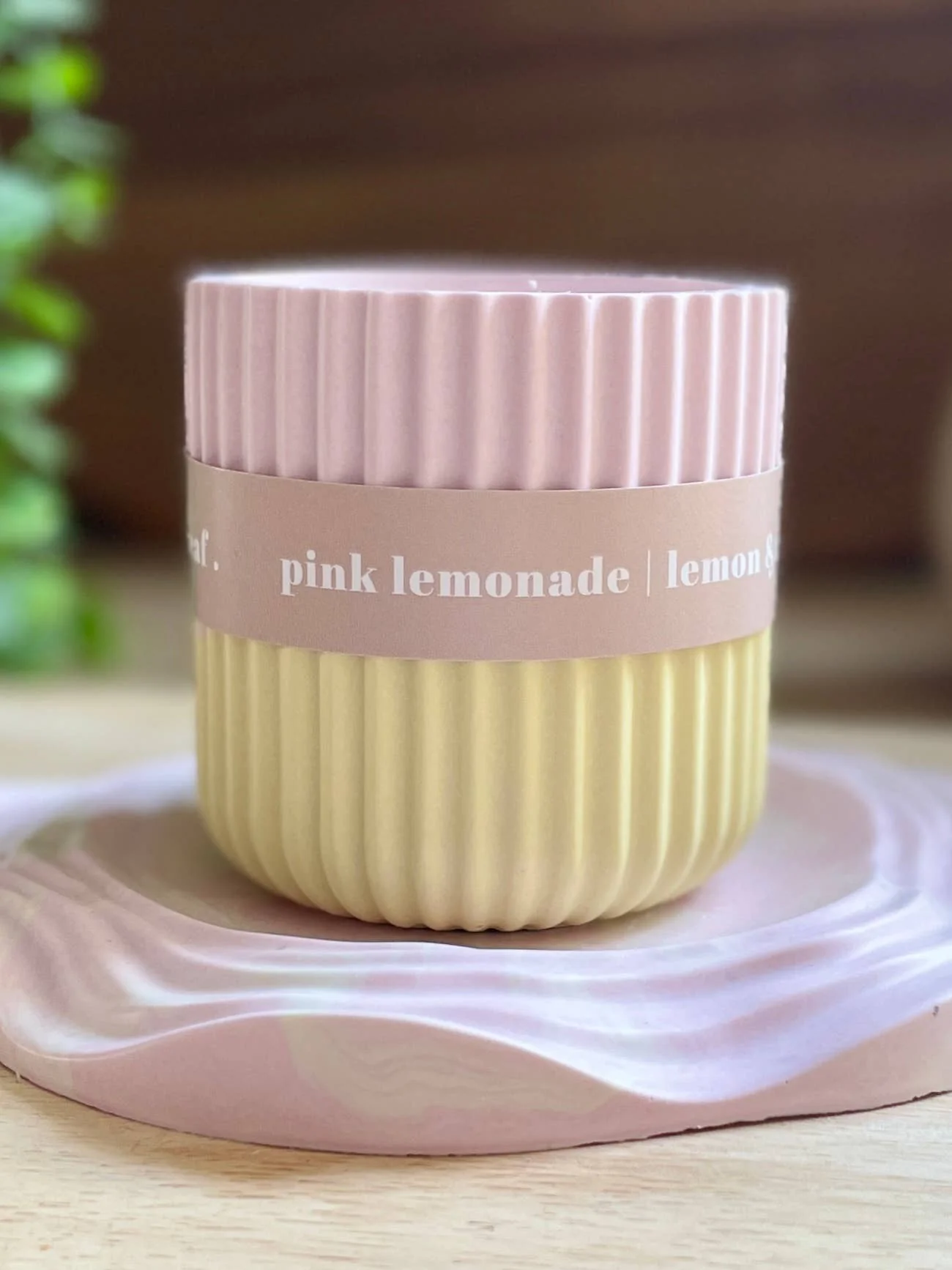 Pink Lemonade Soy Candle – Pastel-Inspired Sweet Home Fragrance - Image 2